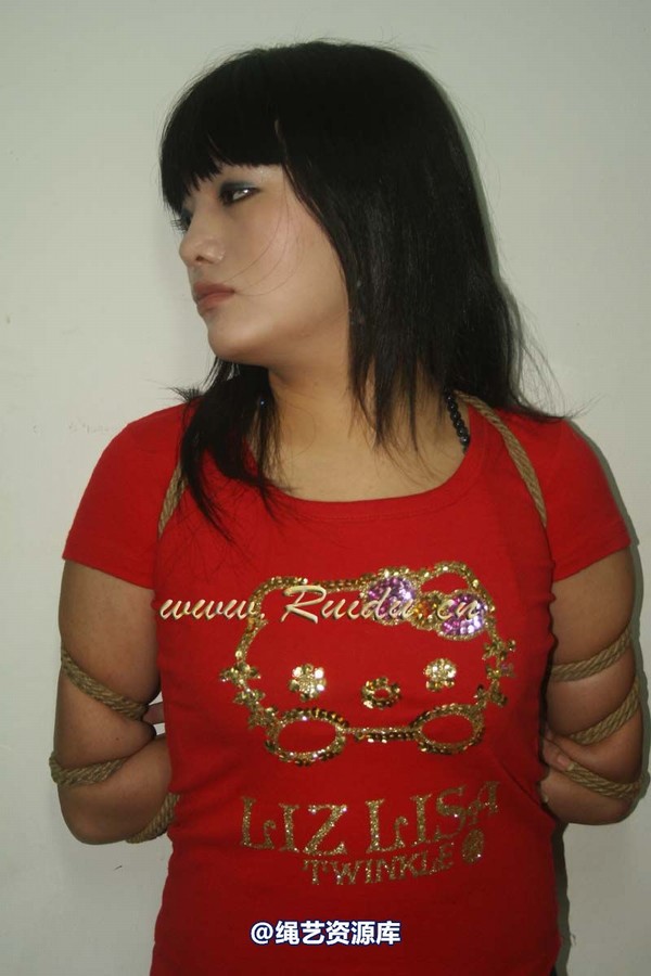 锐度主张 - 20071217第47期 佳佳，姣姣，恬恬捆绑图 第 35 张图片