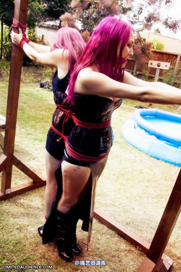 limitedaudience - 2011 elyssia violet reign two for one 2 第 25 张图片