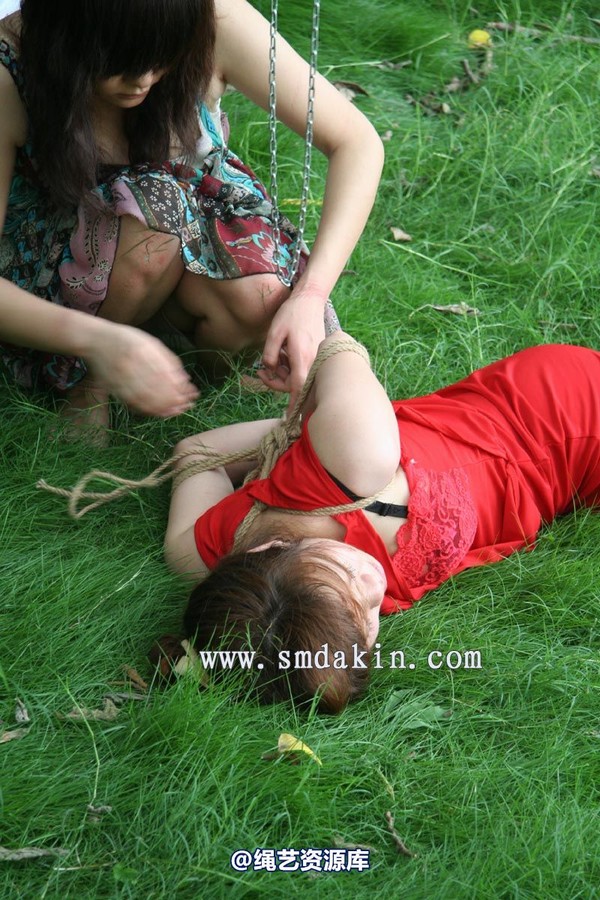 锐度主张 - 2009年第45期捆绑图（2009.9.4）模特：姗姗 月儿 第 58 张图片