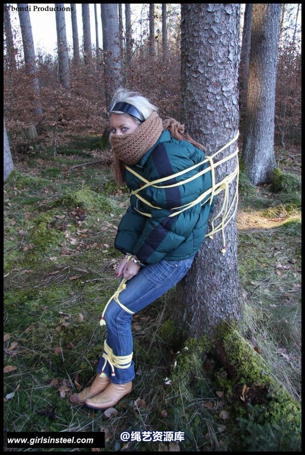 girlsinsteel - In the forest 第 46 张图片
