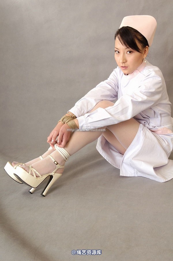 丽柜美束 - 2006-02-09 第 13 张图片