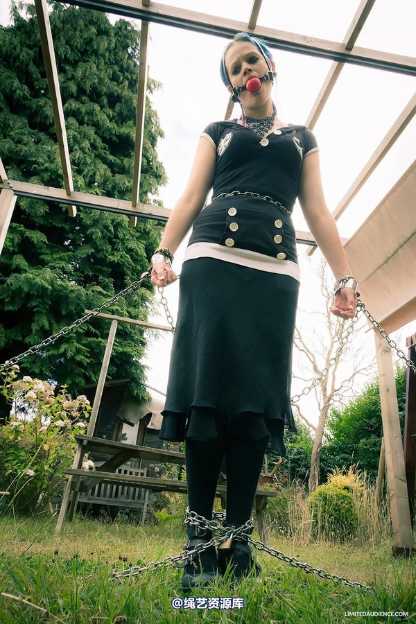 limitedaudience - 2014 beckykat chained 2 第 22 张图片