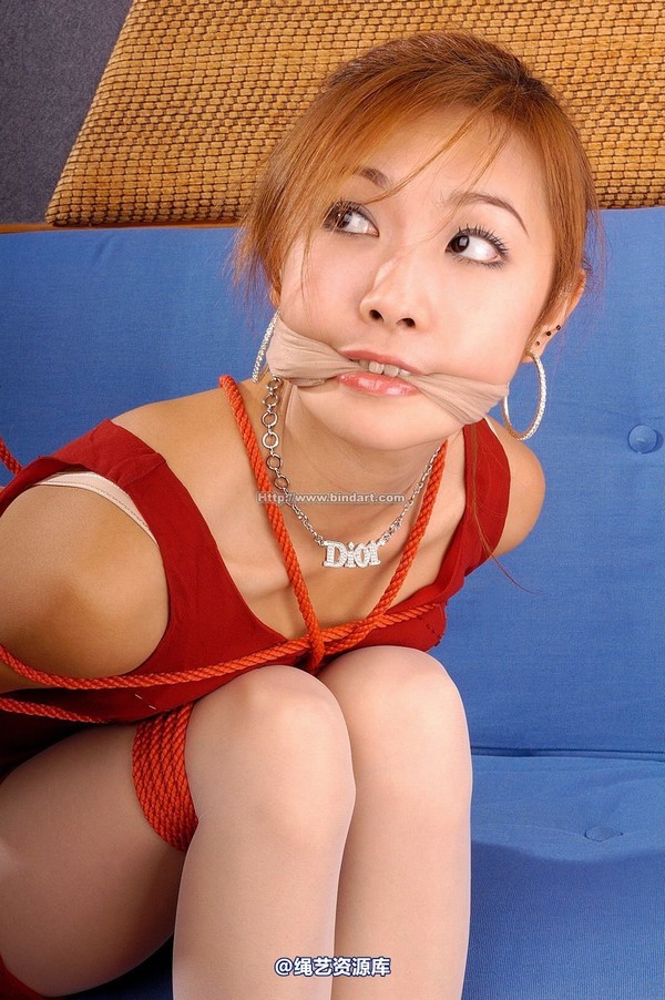 丽柜美束 - 2005-04-24 第 5 张图片