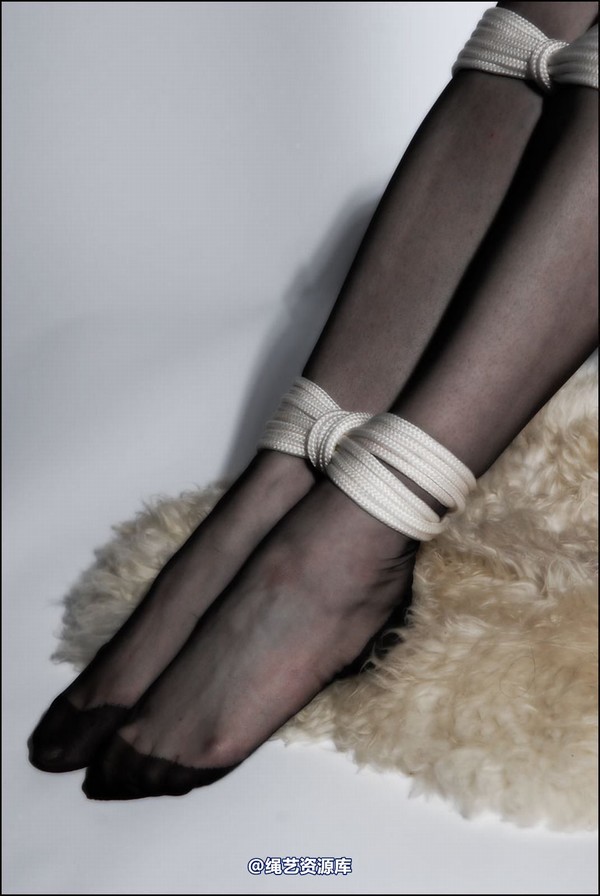 simplytied - 50s Girdle shoot 第 20 张图片
