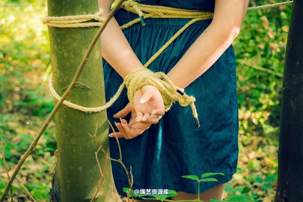 limitedaudience - 2015 stacey von in the forest 2 第 23 张图片