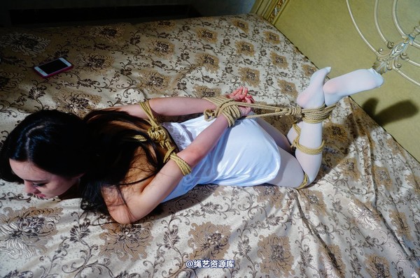 dk13美束馆 - 5.25-小溪白色睡衣-D120P 第 44 张图片
