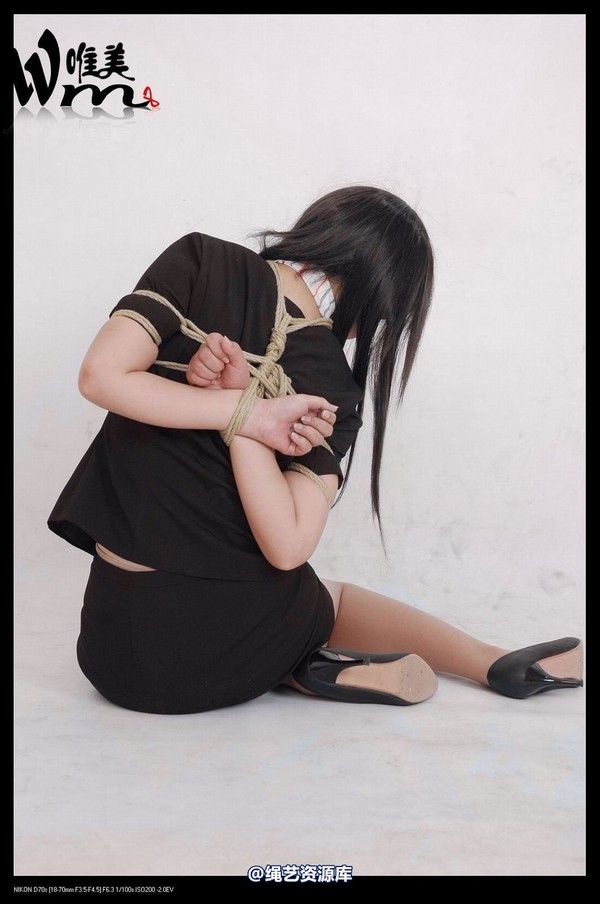 唯美之家 - 2009-6-15小双空姐服 第 61 张图片