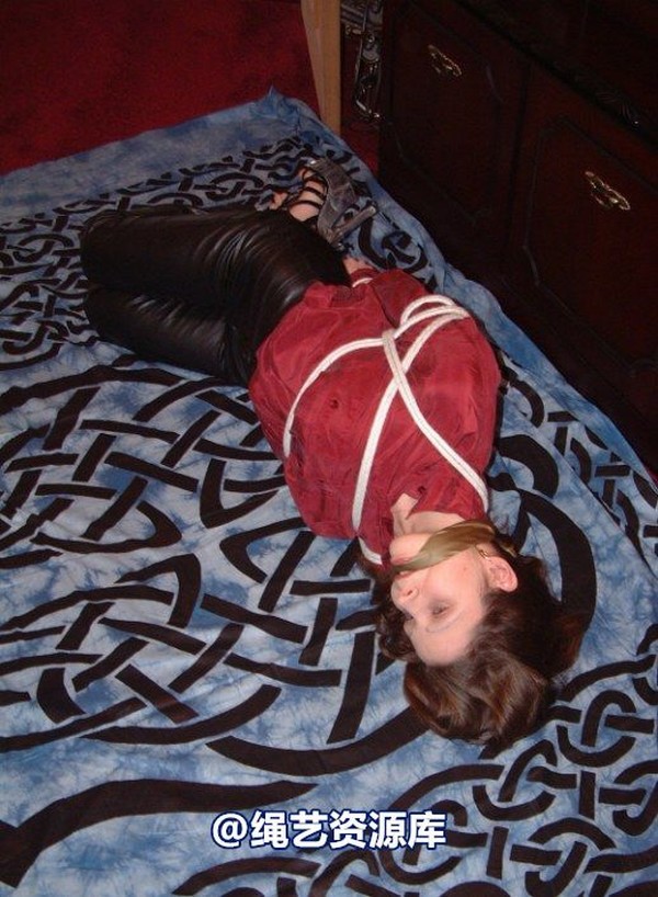 bondagebob - Nicky Silk and Leather 2 第 8 张图片