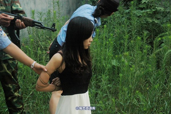 mj影视 - “XX市夏季严打活动纪实”剧照 第 75 张图片