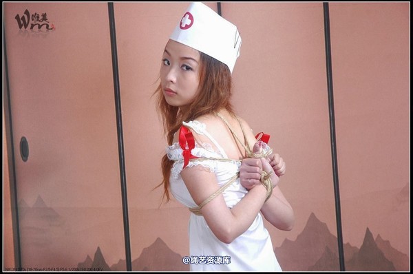 唯美之家 - 2008-11-5萱萱护士装 第 9 张图片
