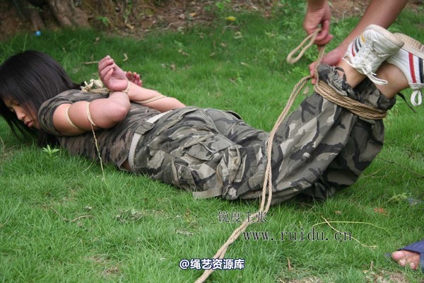 锐度主张 - 2009年第44期捆绑图（2009.8.31）模特：小爱 第 34 张图片