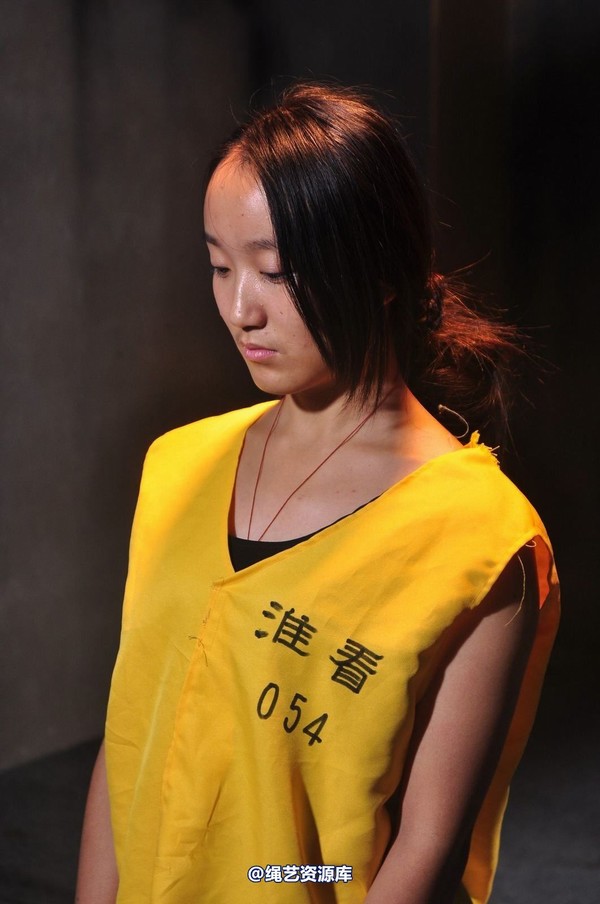 mj影视 - “罪有应得”6―验身捆绑 第 108 张图片