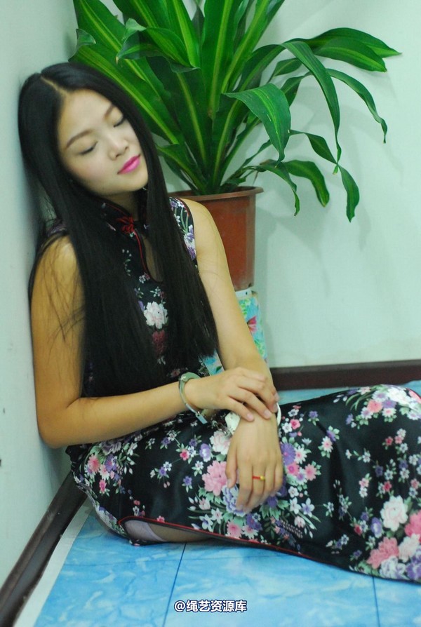 唯美之家 - 新摸雅静黑旗袍 第 176 张图片