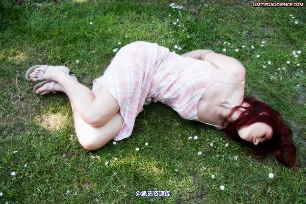 limitedaudience - 2009 scarlett cause and effect 第 15 张图片
