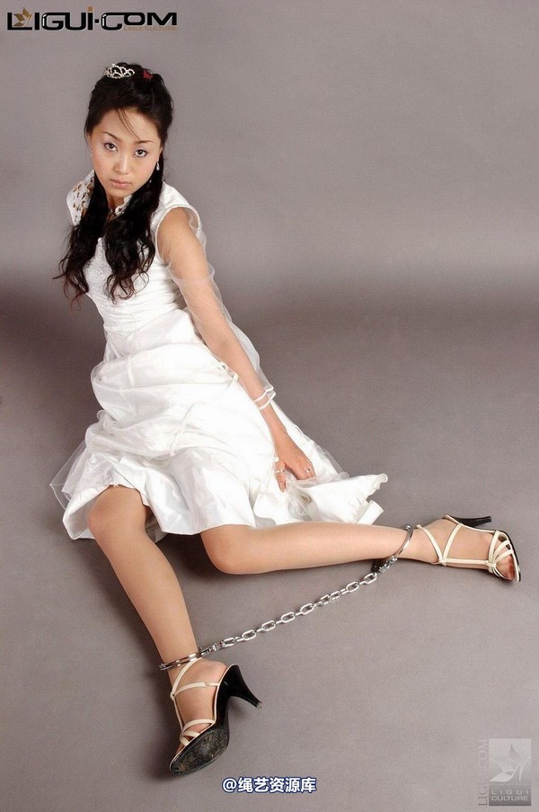 丽柜美束 - 2008-11-07 琳达 第 3 张图片
