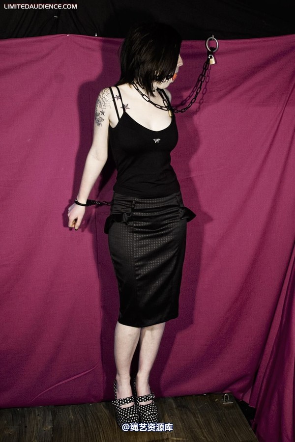 limitedaudience - 2010 jenvy display model 2 第 1 张图片