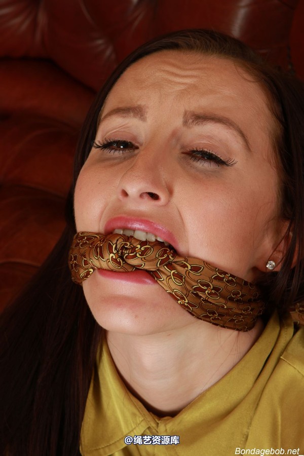 bondagebob - Sophia Smith Struggles 第 31 张图片