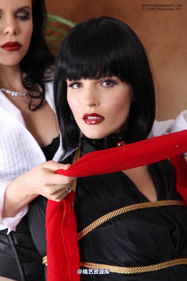 miss-sweet - ILSA IN BLACK 第 55 张图片