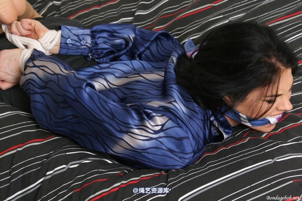 bondagebob - Monica Harris Suspended Hogtie 第 86 张图片