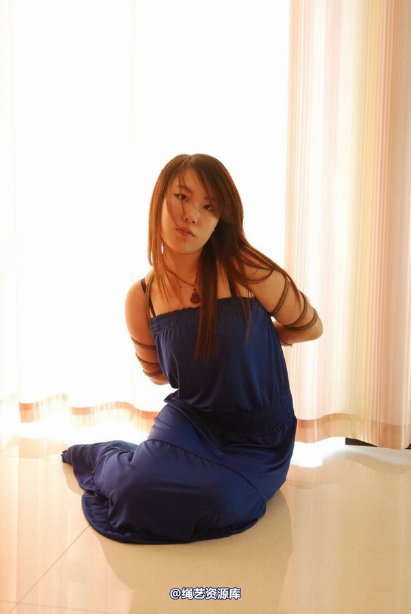 唯美之家 - 新模慕儿-蓝色礼服 第 48 张图片
