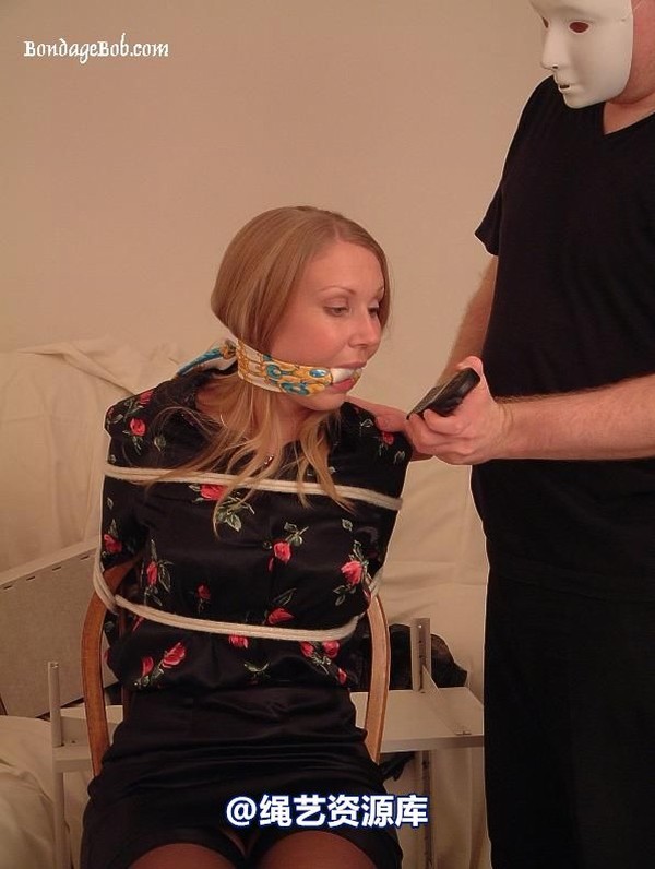 bondagebob - Missey The bank managers daughter 2 第 16 张图片