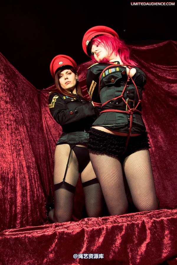 limitedaudience - 2009 scarlett shrinking violet agents in training 2 第 39 张图片