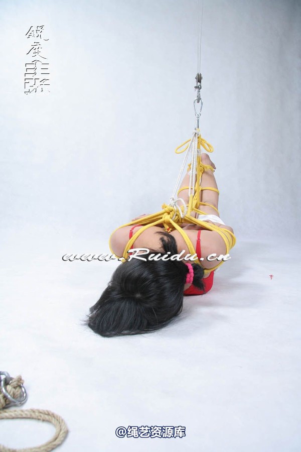 锐度主张 - 婷婷和嫣儿KB悬吊 第 303 张图片