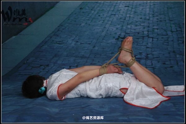 唯美之家 - 08-05-07新模特三 第 133 张图片