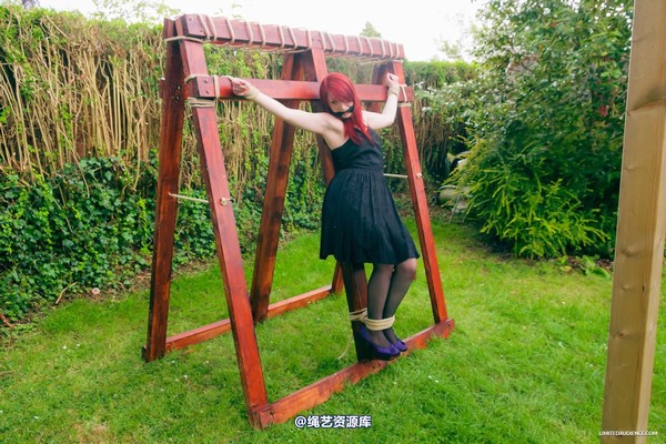 limitedaudience - 2014 syrah lee experiencing the cross 2 第 13 张图片