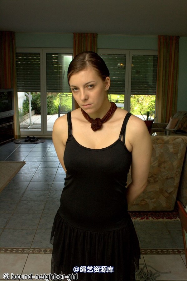 bound-neighbor-girl - Zora - Not without ropes 第 32 张图片