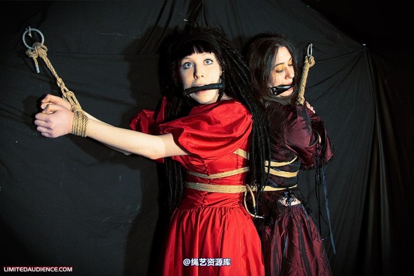 limitedaudience - 2010 catya lex eleven in the dungeon 2 第 7 张图片