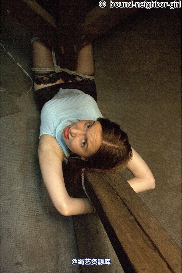 bound-neighbor-girl - Penalty for Leonie 第 52 张图片