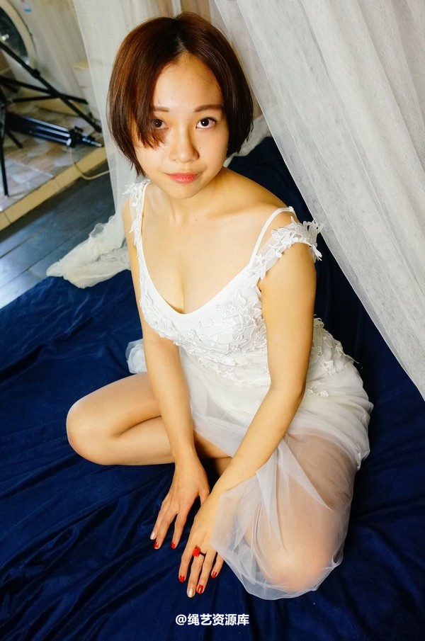 dk13美束馆 - 9.16-小仙儿白婚纱-C130P 第 41 张图片