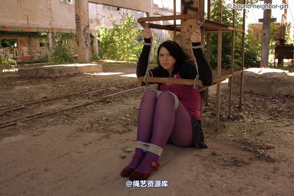 bound-neighbor-girl - Jasmin - Tied up in the ruins 3 第 22 张图片