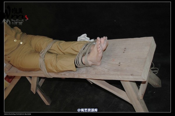 唯美之家 - 2008-12-18军统女特务受刑(剧照) 第 137 张图片