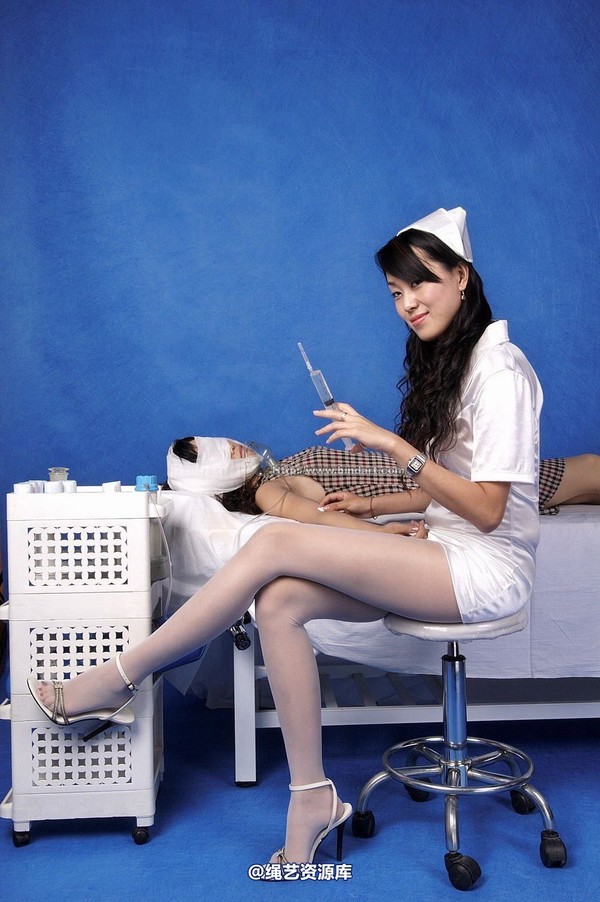丽柜美束 - 2006-10-17 第 45 张图片