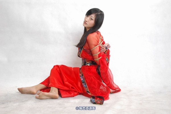 唯美之家 - 梦涵唐装 第 100 张图片