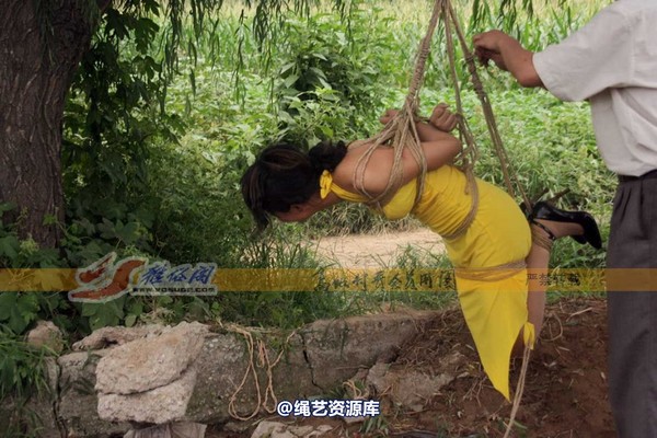 雅俗阁 - 20080820续雅绪吊绑.7z 第 22 张图片