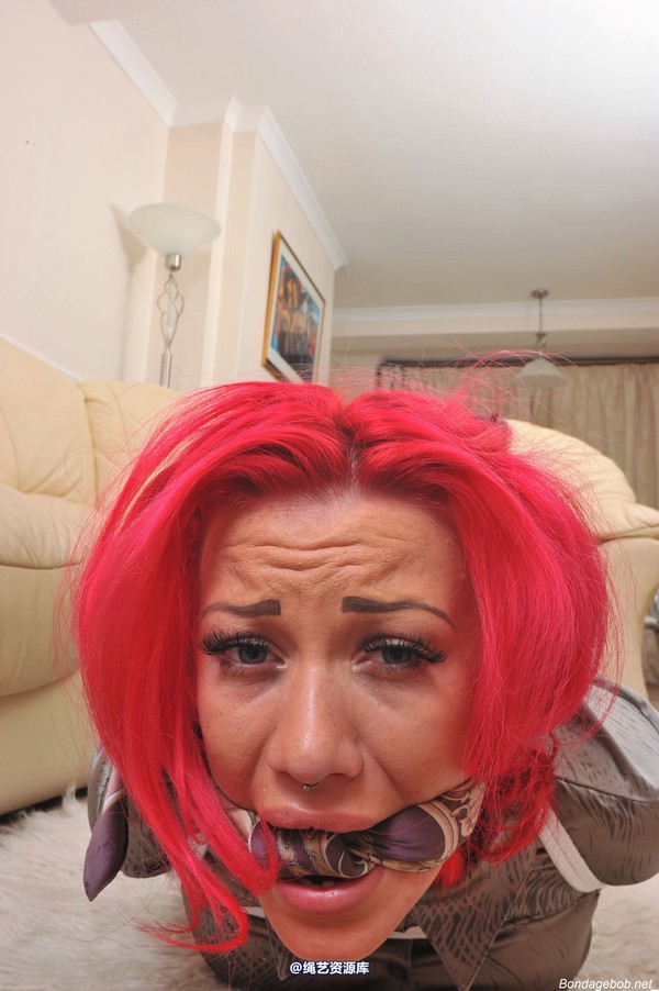 bondagebob - Becky Holt Hogtied 第 138 张图片