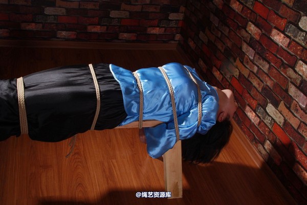 神艺缘 - 067-不听话被罚--老虎凳篇 第 19 张图片