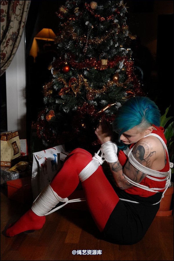 simplytied - Carla Christmas 第 14 张图片