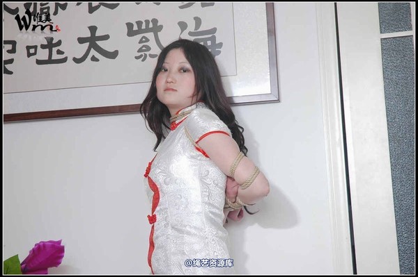 唯美之家 - 新模（小雨）旗袍五花2010-3-19 第 18 张图片