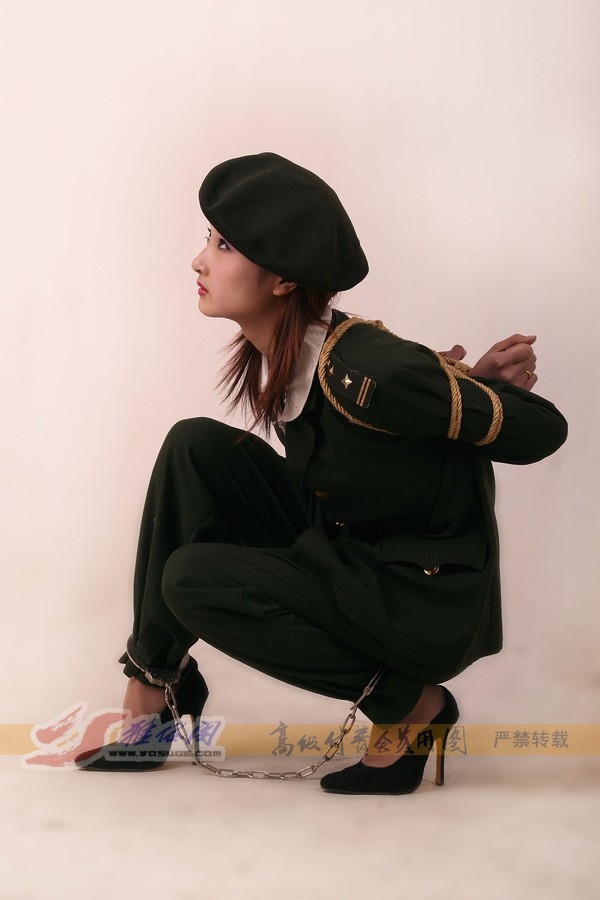 雅俗阁 - 20060407雪儿警服 第 55 张图片