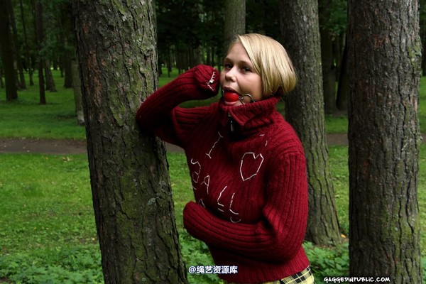gaggedinpublic - gip440 第 24 张图片