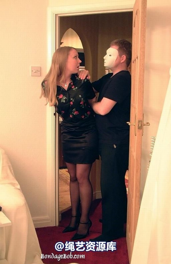 bondagebob - Missey The bank managers daughter 1 第 1 张图片