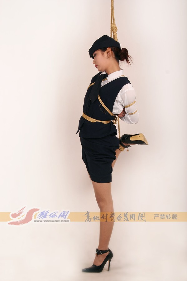雅俗阁 - 20060404雅思空姐吊绑 第 176 张图片
