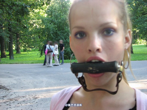 gaggedinpublic - gip070 第 32 张图片