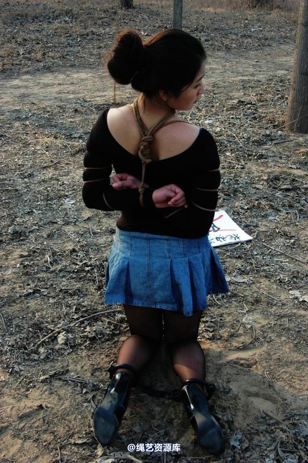 mj影视 - 2013-3-4陈沫踏青 黑丝美女最终的不归路 第 83 张图片