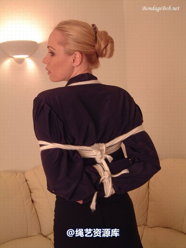 bondagebob - Freya Posing 第 3 张图片