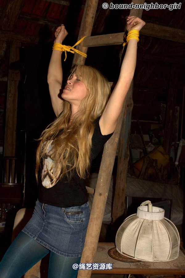 bound-neighbor-girl - Kate - Tied up in the attic 2 第 42 张图片